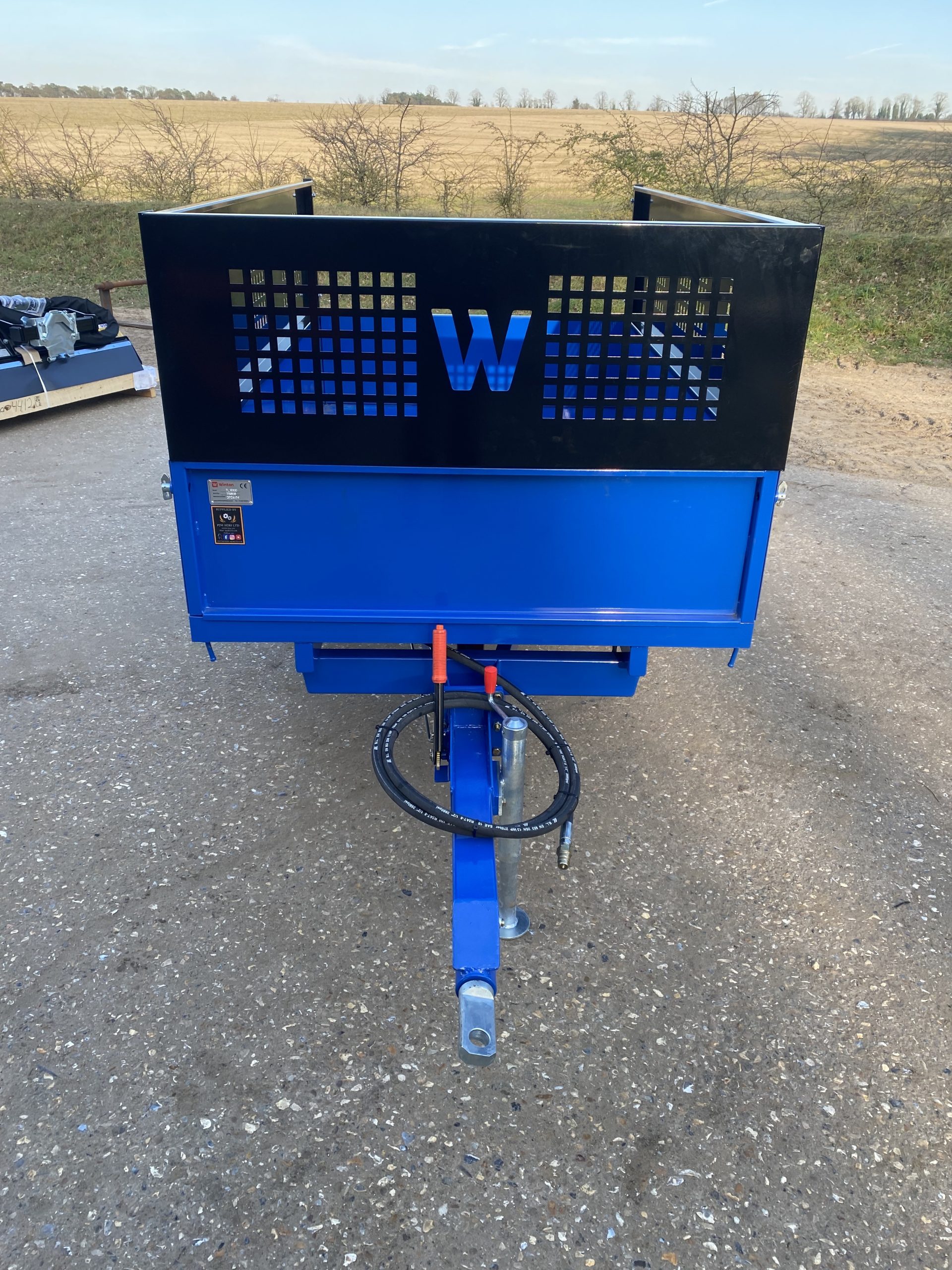 Hydraulic tipping trailer for horse muck/equestrian use