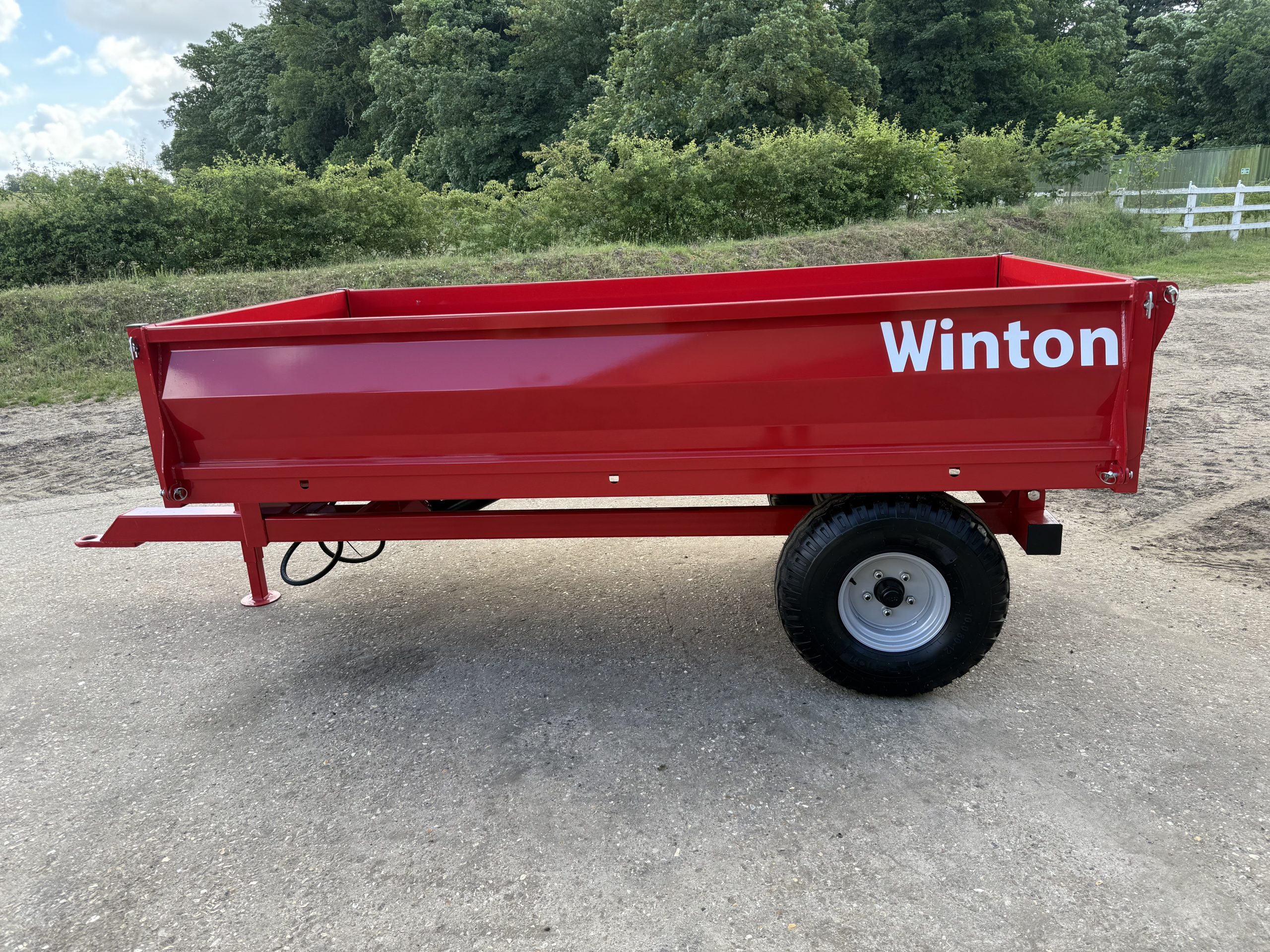 Agricultural 3 tonne tipping trailer for sale